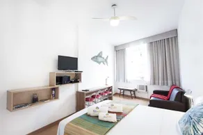 Amazing Studio 1 block to the beach - Image 3