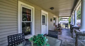 Charming Apartment On The Strip By Lake Erie! - Image 3