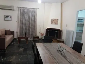 Comfortable 4th fl flat ideal for up to 8 people - Image 2