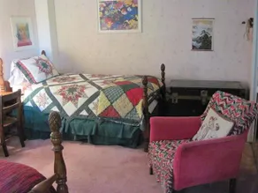 Maple House Bed And Breakfast - Image 2