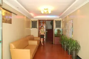Happy Garden Hotel - Image 2