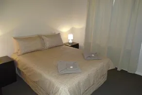 Silver Hill Townhouse - Image 5