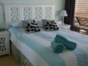 Island Beach House - Image 2