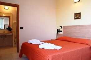 Hotel Globus - Image 2
