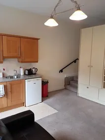 Leeson Apartments - Image 2