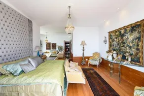 Riva's - Image 5