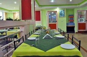 Munnar Inn - Image 3