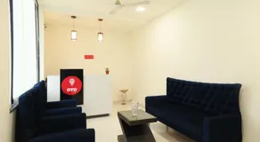 Hotel Leo Star by OYO Rooms - Image 2