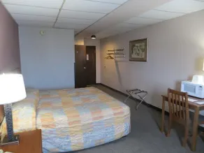 Newell Travel Center - Image 3