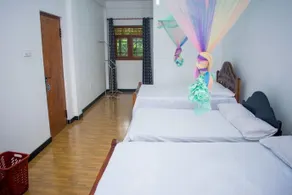 Singha Guest House - Image 2