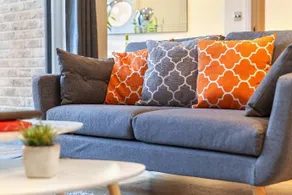 Canary Gateway Apartments - Image 5