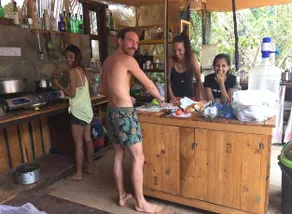Wonderland Hostel - Image 2
