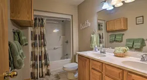 Spacious Retreat w/BBQ 15 mi to Mt Rushmore - Image 3