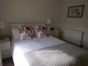Collier House - Image 4