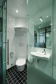 Nils Hotell - Image 5