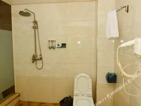JINCHENG HOTEL - Image 5