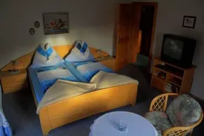 Ferienwohnung Grundlsee , Seeblick , privater Badestrand, Appartement - Image 2