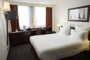 Hotel Concorde Montparnasse - Image 5