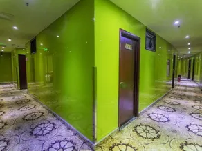 YIJIA BUSINESS HOTEL - Image 5