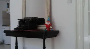 ADRIANAS HOUSE - Image 4