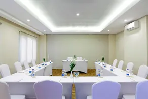 Hardys Rofa Hotel And Spa Legian by Airy Rooms - Image 5
