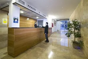 Nuevo Hotel Maza - Image 2