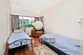 Busselton River Cottage with WiFi - Image 2