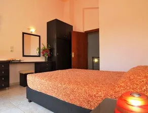 Golden Sunrise Apartments - Image 3