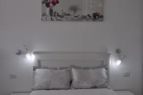 Sabina Rental Apartments in Bat Yam - Image 4