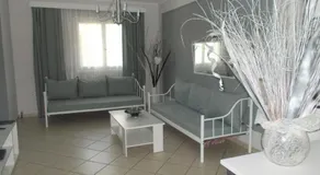 Iris Apartments - Image 3