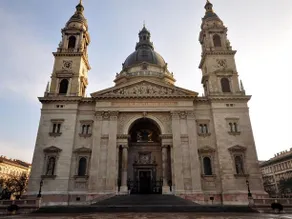 Budapest Basilica Budapest - Image 2