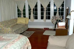 Mrs Howe’s Bed & Breakfast - Image 3
