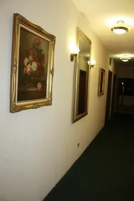 Hotel Ritz - Image 2