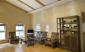 Hangzhou Queen Park Hotel - Image 5