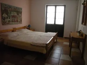 Diana Hotel Apartments - Image 4