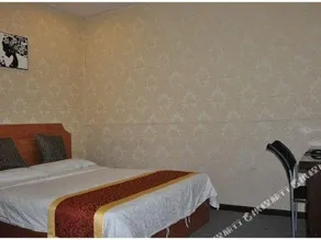 JINFENG GUEST HOUSE - Image 4