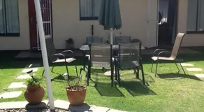 Sunflowers Guesthouse - Image 2