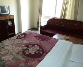 Hotel Surya - Image 1