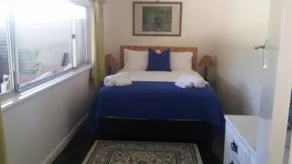 Friends Holiday House - Image 3