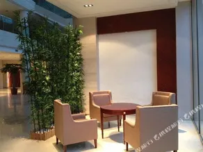 Yihai Yangguang Hostel - Image 4