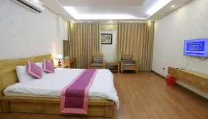 Tan Long Lakeside Hotel - Image 4