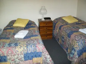 Benambra Queenscliff -  Flinders Room - Image 5
