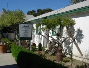 Los Laureles Lodge - Image 2