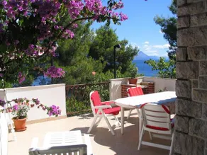 Holiday Home Tomic Private Beach - Image 4