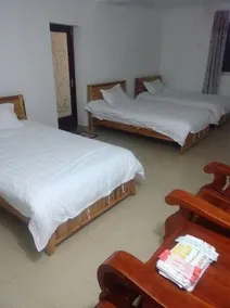 Longmen Hostel - Image 5
