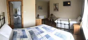 Saint Martins - Image 5