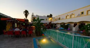 Alice Springs Hotel - Image 3