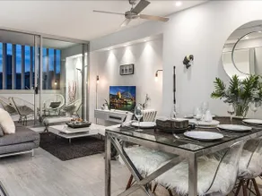 Chic 2 Bed Views Darlinghurst TT407 - Image 1
