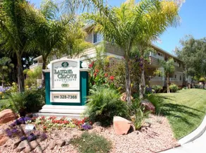 Oakwood At 424 Oakgrove Avenue - Image 3