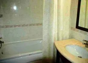 Prestige Garden Hotel - Image 5